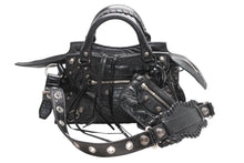 Load image into Gallery viewer, 極美品 BALENCIAGA バレンシアガ ショルダーバッグ NEO CAGOLE XS ネオカゴール XS 650987 ラムスキン ブラック シルバー金具 中古 4b012465