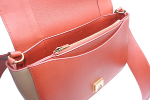 極美品 CELINE セリーヌ フレームショルダーバッグ バイカラー レザー レッド ブラウン ゴールド金具 中古 4b012255