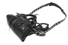 Load image into Gallery viewer, 極美品 BALENCIAGA バレンシアガ ショルダーバッグ NEO CAGOLE XS ネオカゴール XS 650987 ラムスキン ブラック シルバー金具 中古 4b012465