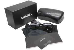 CHANEL シャネル マルチカラー サングラス 5138 サイズ 56□16 130 美品 中古 4b012406