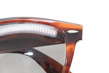 Load image into Gallery viewer, Ray-Ban レイバン WAYFARER ll ウェイファーラー ll B＆L U.S.A W1211 美品 中古 4b011523