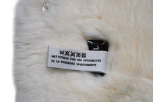 Load image into Gallery viewer, 極美品 CHANEL シャネル デカココマーク ラパンネックウォーマー マフラー ラパン ブラック ホワイト 中古 4b012291