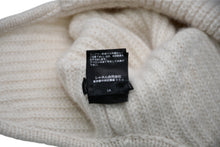 Load image into Gallery viewer, 極美品 CHANEL シャネル 25AW フライトキャップ パイロットキャップ AAB271 ココマーク カシミヤ シルク アイボリー 中古 4b012301
