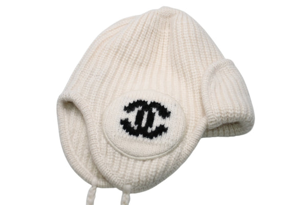 極美品 CHANEL シャネル 25AW フライトキャップ パイロットキャップ AAB271 ココマーク カシミヤ シルク アイボリー 中古 4b012301