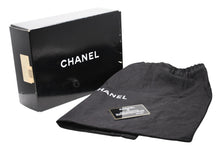 Load image into Gallery viewer, CHANEL シャネル マトラッセ23 Sフラップ Sチェーンショルダーバッグ A2000 1番台 ココマーク ラムスキン ネイビー 美品 中古 4b012303