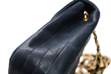 Load image into Gallery viewer, CHANEL シャネル マトラッセ23 Sフラップ Sチェーンショルダーバッグ A2000 1番台 ココマーク ラムスキン ネイビー 美品 中古 4b012303