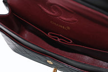 Load image into Gallery viewer, CHANEL シャネル マトラッセ25 Wフラップ Wチェーンショルダーバッグ 3番台 ココマーク ラムスキン ブラック 美品 中古 4b012304