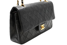 Load image into Gallery viewer, CHANEL シャネル マトラッセ25 Wフラップ Wチェーンショルダーバッグ 3番台 ココマーク ラムスキン ブラック 美品 中古 4b012304