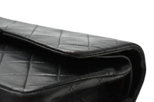 Load image into Gallery viewer, CHANEL シャネル マトラッセ25 Wフラップ Wチェーンショルダーバッグ 3番台 ココマーク ラムスキン ブラック 美品 中古 4b012304