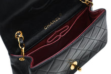 Load image into Gallery viewer, CHANEL シャネル フルフラップ ミニマトラッセ19 Sチェーンショルダーバッグ A2300 1番台 ココマーク ラムスキン ゴールド金具 美品 中古 4b012305