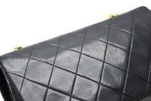 Load image into Gallery viewer, CHANEL シャネル フルフラップ ミニマトラッセ19 Sチェーンショルダーバッグ A2300 1番台 ココマーク ラムスキン ゴールド金具 美品 中古 4b012305