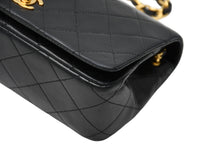 Load image into Gallery viewer, CHANEL シャネル フルフラップ ミニマトラッセ19 Sチェーンショルダーバッグ A2300 1番台 ココマーク ラムスキン ゴールド金具 美品 中古 4b012305