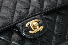 Load image into Gallery viewer, 極美品 CHANEL シャネル マトラッセ25 Wフラップ Wチェーンショルダーバッグ ランダム番台 ココマーク キャビアスキン ブラック 中古 4b012306