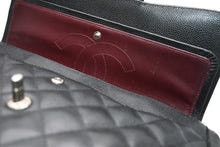 Load image into Gallery viewer, 極美品 CHANEL シャネル デカマトラッセ30 Wフラップ Wチェーンショルダーバッグ 20番台 ココマーク キャビアスキン シルバー金具 中古 4b012307