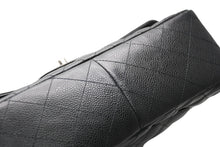 Load image into Gallery viewer, 極美品 CHANEL シャネル デカマトラッセ30 Wフラップ Wチェーンショルダーバッグ 20番台 ココマーク キャビアスキン シルバー金具 中古 4b012307