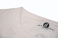 Load image into Gallery viewer, 極美品 GOODENOUGH グッドイナフ ブルーロゴ 半袖Tシャツ ホワイト コットン サイズXL 中古 4b012336