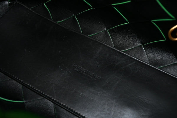 BOTTEGAVENETA ボッテガヴェネタ イントレチャート ハンドバッグ グリーン カーフ ゴールド金具 美品 中古 4b012367