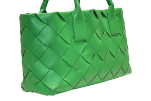 BOTTEGAVENETA ボッテガヴェネタ イントレチャート ハンドバッグ グリーン カーフ ゴールド金具 美品 中古 4b012367