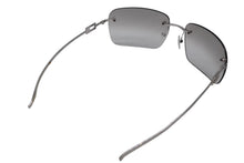 Load image into Gallery viewer, GUCCI グッチ リムレス サングラス アイウェア GG1780/STRASS YB7VZ サイズ60□17 125 ラインストーン シルバー グレー 美品 中古 4b012408