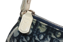 Load image into Gallery viewer, Christian Dior クリスチャンディオール サドルポーチ アクセサリーポーチ CM0044 ネイビー トロッター柄 ガリアーノ期 美品 中古 4b012436