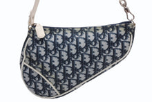 Load image into Gallery viewer, Christian Dior クリスチャンディオール サドルポーチ アクセサリーポーチ CM0044 ネイビー トロッター柄 ガリアーノ期 美品 中古 4b012436