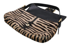 Load image into Gallery viewer, FENDI フェンディ マンマバケット ワンショルダーバッグ 26424 ハラコ レザー ブラウン ゴールド金具 美品 中古 4b012438