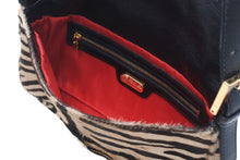 Load image into Gallery viewer, FENDI フェンディ マンマバケット ワンショルダーバッグ 26424 ハラコ レザー ブラウン ゴールド金具 美品 中古 4b012438