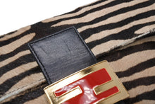 Load image into Gallery viewer, FENDI フェンディ マンマバケット ワンショルダーバッグ 26424 ハラコ レザー ブラウン ゴールド金具 美品 中古 4b012438