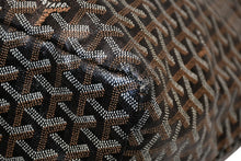 Load image into Gallery viewer, GOYARD ゴヤール マーカージュアート サンルイGM トートバッグ STLOUIGMLTY01CLO1P PVC レザー ブラック ホワイト ブラウン 美品 中古 4b012449