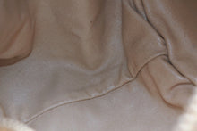 Load image into Gallery viewer, 極美品 BOTTEGAVENETA ボッテガヴェネタ ダブルポケット ワンショルダーバッグ ブラウン スウェード ゴールド金具 中古 4b012453