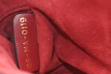 Load image into Gallery viewer, 極美品 CHRISTIAN DIOR クリスチャンディオール ワンショルダーバッグ サドルバッグ 09-MA-0119 イタリア製 レザー ボルドー ゴールド金具 中古 4b012464