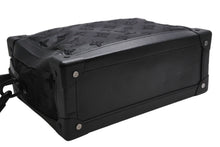 Load image into Gallery viewer, LOUIS VUITTON ルイヴィトン ショルダーバッグ ソフトトランク M53964 メッシュ レザー ブラック 美品 中古 4b012484