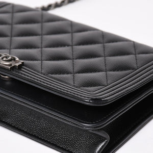 Very Good Condition CHANEL Boy Chanel Chain Shoulder Bag No. 25 Caviar Skin Coco Mark Black Silver Hardware Used 4a005111