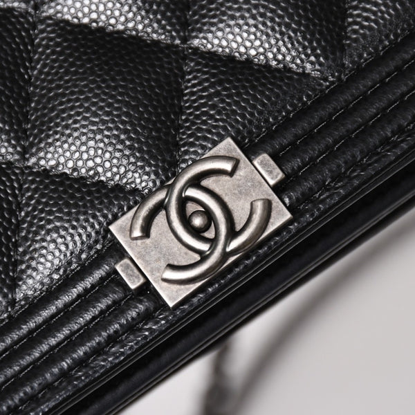 Very Good Condition CHANEL Boy Chanel Chain Shoulder Bag No. 25 Caviar Skin Coco Mark Black Silver Hardware Used 4a005111