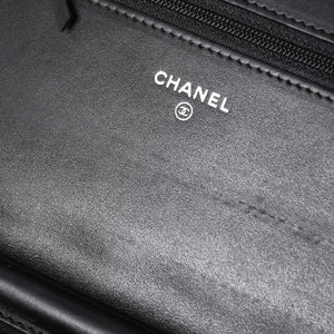 Very Good Condition CHANEL Boy Chanel Chain Shoulder Bag No. 25 Caviar Skin Coco Mark Black Silver Hardware Used 4a005111