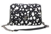 Load image into Gallery viewer, 極美品 CHANEL シャネル チェーンショルダーバッグ 21番台 ココマーク ツイード ペイント スプラッター ブラック シルバー金具 中古 4b012508
