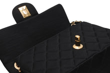 Load image into Gallery viewer, CHANEL シャネル ミニマトラッセ19 Sフラップ Sチェーンショルダーバッグ 19番台 ココマーク コットンジャージー ブラック 美品 中古 4b012512