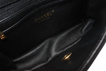 Load image into Gallery viewer, CHANEL シャネル ミニマトラッセ19 Sフラップ Sチェーンショルダーバッグ 19番台 ココマーク コットンジャージー ブラック 美品 中古 4b012512