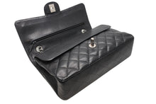 Load image into Gallery viewer, 極美品 CHANEL シャネル マトラッセ25 Wフラップ Wチェーンショルダーバッグ 15番台 ココマーク キャビアスキン ブラック 中古 4b012513