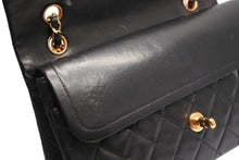 Load image into Gallery viewer, CHANEL シャネル マトラッセ25 Wフラップ Wチェーンショルダーバッグ A01112 2番台 ココマーク ラムスキン ブラック 美品 中古 4b012514