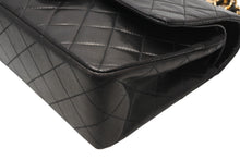 Load image into Gallery viewer, CHANEL シャネル マトラッセ25 Wフラップ Wチェーンショルダーバッグ A01112 2番台 ココマーク ラムスキン ブラック 美品 中古 4b012514