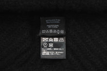 Load image into Gallery viewer, 新品未使用 CHANEL シャネル COCO NEIGE ココ ネージュ フライトキャップ AAB271 ココマーク カシミヤ シルク 中古 4b012516