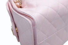 Load image into Gallery viewer, 新品同様 CHANEL シャネル シャネル25 スモール ハンドバッグ AS5293 ランダム番台 ココマーク キャビアスキン ピンク 中古 4b012545