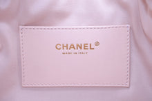 Load image into Gallery viewer, 新品同様 CHANEL シャネル シャネル25 スモール ハンドバッグ AS5293 ランダム番台 ココマーク キャビアスキン ピンク 中古 4b012545