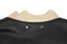 Load image into Gallery viewer, LOUIS VUITTON ルイヴィトン バーシティジャケット スタジャン RM101M MQLJ03K1T サイズ52 ラムスキン エンボスロゴ 美品 中古 4b012551