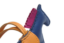 Load image into Gallery viewer, 極美品 HERMES エルメス ロデオPM チャーム A刻 ブルーサフィール ローズパープル ナチュラルサブレ アニョーミロ 2017年 中古 4b012558