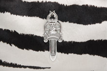 Load image into Gallery viewer, 新品同様 CHROME HEARTS クロムハーツ ポニーヘア チキンナゲット ワンショルダーバッグ ゼブラ ダガー ハラコ シルバー金具 中古 4b012561
