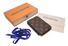 Load image into Gallery viewer, 新品未使用 LOUIS VUITTON ルイヴィトン x NIGO ニゴー 25SS Manicure Kit マニキュアキット GI1425 モノグラム ブラウン 中古 4b012568