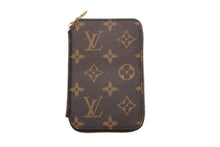 Load image into Gallery viewer, 新品未使用 LOUIS VUITTON ルイヴィトン x NIGO ニゴー 25SS Manicure Kit マニキュアキット GI1425 モノグラム ブラウン 中古 4b012568