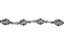 Load image into Gallery viewer, 極美品 CHROME HEARTS クロムハーツ クロスボール ショート ウォレットチェーン 1クリップ 14ボール 130.7g シルバー925 中古 4b012569